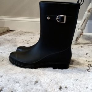 Capelli size 9 mud boots